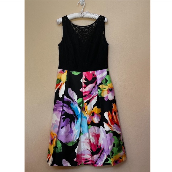 Ellen Tracy Black Lace Floral Print Dress M-10 - Picture 1 of 9